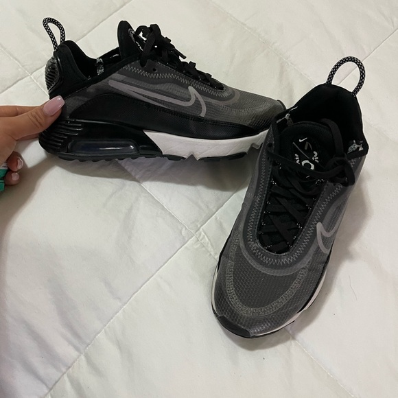 Nike Shoes - Nike black sneakers